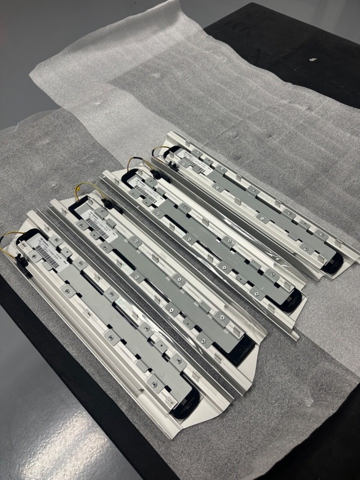 OVERFINCH ILLUMINATED DOOR SILL TREAD PLATES FOR RANGE ROVER L405 LWB ...