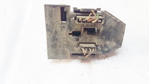 333945257 Lampenträger Rücklicht Rückleuchte innen Heckklappe  DE893722-64