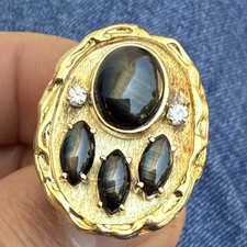 Unique oval Shape Bear Paw 14k Gold Natural Black Star Sapphire Gents Ring 45 gr