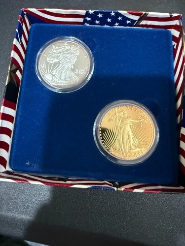 2003 Liberty Coin Set of 2 Silver & Gold .999