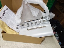 Master Martin Yale 525M Adjustable Medical Punch 5 Heads 40 Sheet Capacity NEW