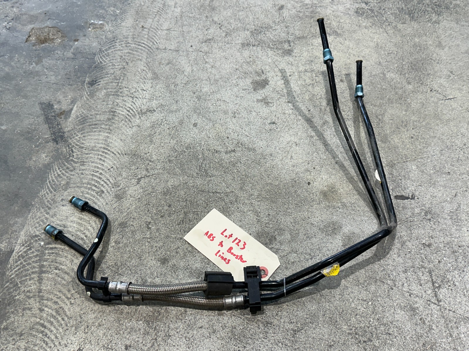 Lamborghini Urus 2018 Brake booster pipe