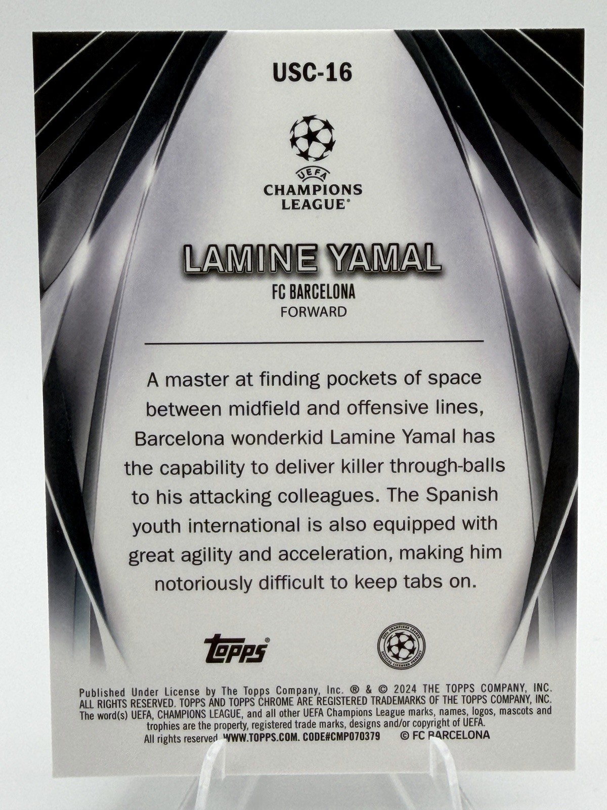 2023-24 Topps Lamine Yamal UEFA RC Rookie Ultimate Stage Barcelona USC-16 view 3