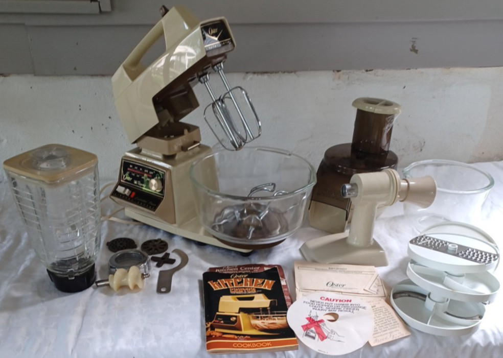 VTG Oster Regency Kitchen Center 10 Speed Mixer Blender Food