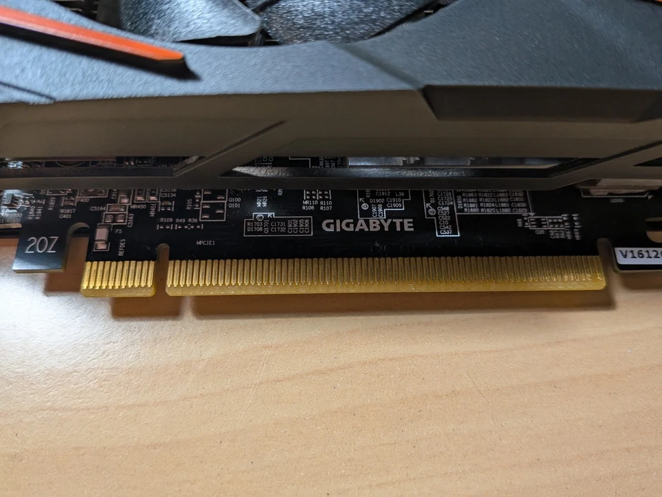 Gigabyte Radeon RX 480 Windforce 8 GB GDDR5 (GV-RX480WF2-8GD) - Probado, sin caja Foto 4 de 4