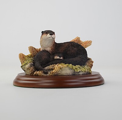Border Fine Arts, Safe Haven, MTR04