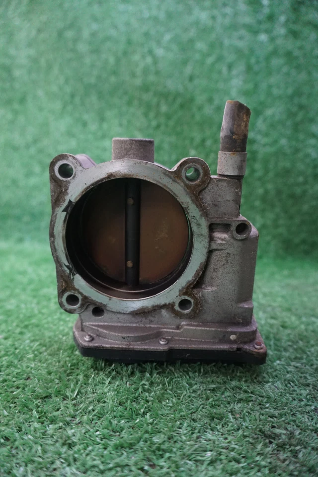 Nissan Titan XE S 2006 5,6 L carrocería del acelerador fabricante original 161197S000 Foto 3 de 4