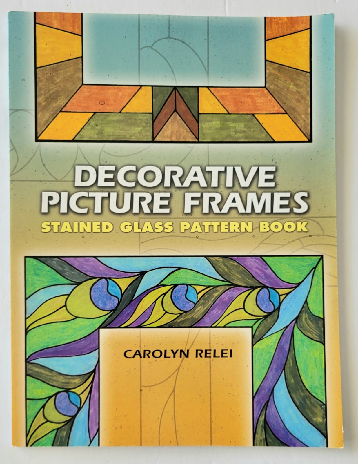 Discover Stained Glass Pattern Ideas with Carolyn Relei’s Decorative Picture Frames Guide-image