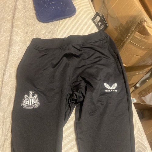 Newcastle United Stadium Print Training Pants Adult Medium RRP £80 New HWTL - Picture 5 of 17