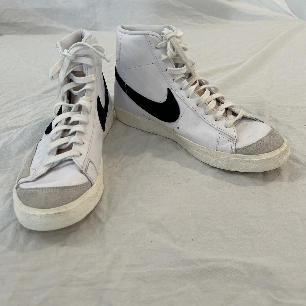 Nike Blazer Mid  display picture 2