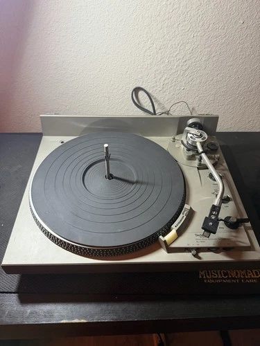 Technics SL-1950 Direct Drive Turntable - For Parts As Is  PLEASE READ