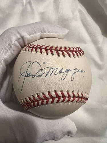 JOE DIMAGGIO HOF Signed Autograph Auto AOL Baseball Yankees SWEET SPOT JSA LOA
