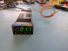 Omega CNi3222-C24 i-Series 1/32 DIN Temp Cont...