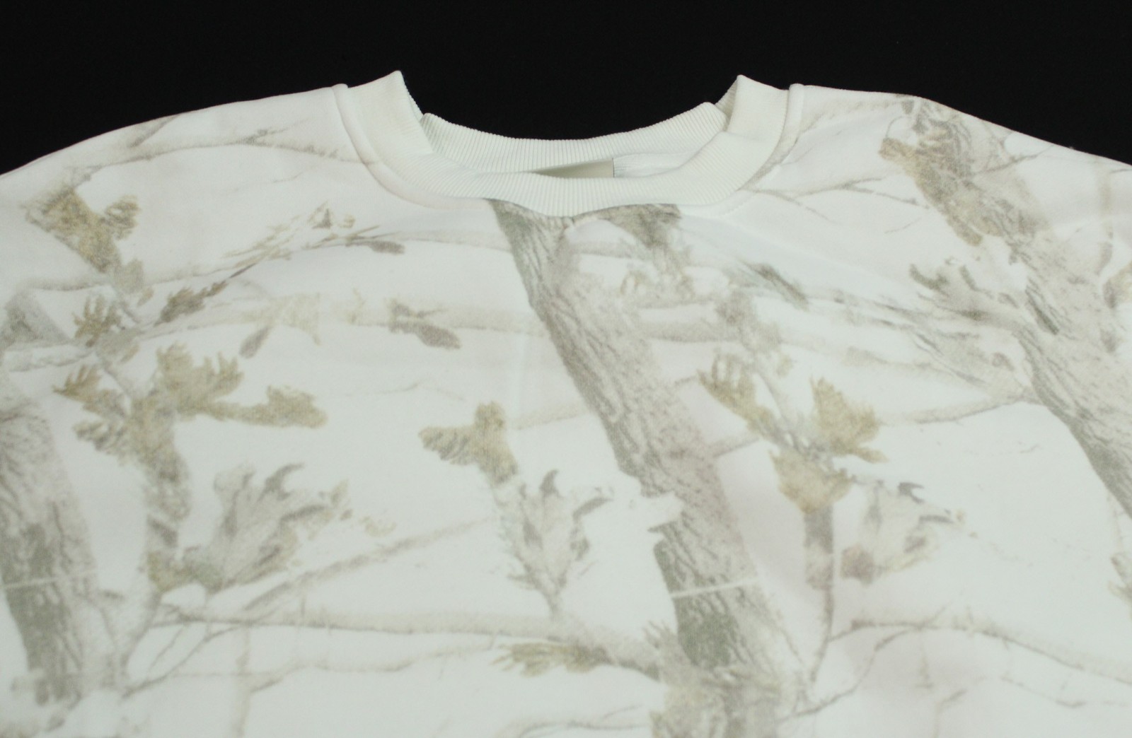 Comfrt Women's Long Sleeve Camo Crewneck Sweatshirt EJ3 White Oak Medium NWT