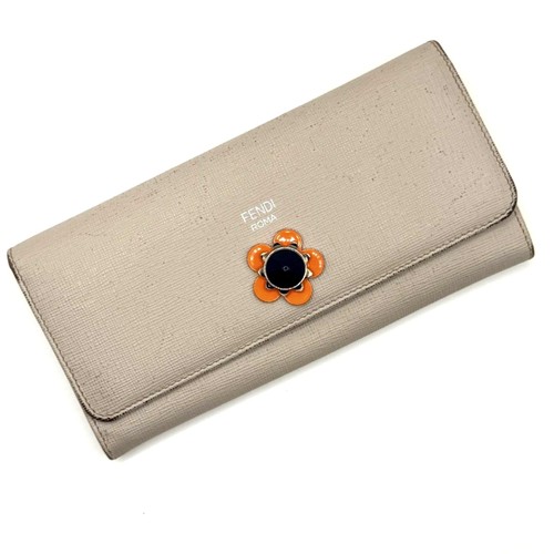 Fendi Beige Vitello Leather Continental Orange Metal Flower Wallet Authentic