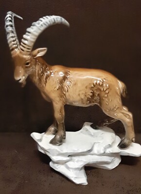 GOEBEL Porzellanfigur STOLZER STEINBOCK TOP vitrinengeplfegt  @@@@
