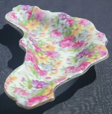 Vintage ROYAL CROWN "Avon Chintz" 55/1209 Scalloped Crescent-Shaped BONE DISH 