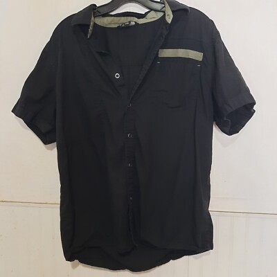 modis Casual Black Shirt Mens Size L button Up Short Sleeve Shoulder Detail 