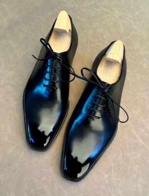 black wholecut dress shoes Wholecut Oxford - Black