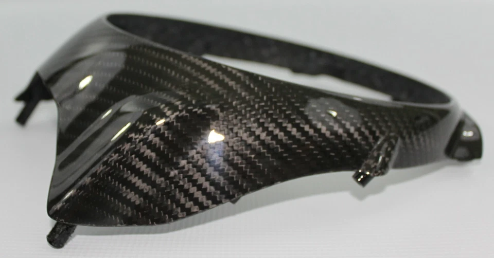 Faro envolvente de fibra de carbono para Aprilia Mana 850 2008-2014 Foto 4 de 4