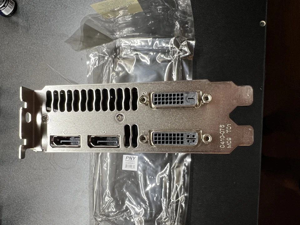 NEW! Nvidia Quadro K5000 4GB GDDR5 2x Display Port 2x DVI Graphics Card - Image 3 of 4