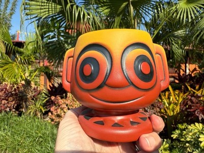 Disney Parks 2025 Traders Sam s Grog Grotte Maui Hippopoto Mai Tai Tiki Tasse Neu