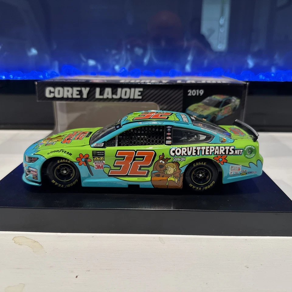 Corey LaJoie Autografiado 2019 Keen Parts Scooby Doo Mustang 1 de 84 Raro 1/24 Foto 2 de 4