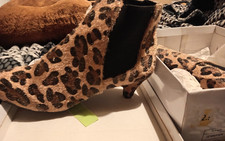 Heart & Sole Jennifer Leopard Ankle Bootie UK 6 Pointed Toe Kitten Heel