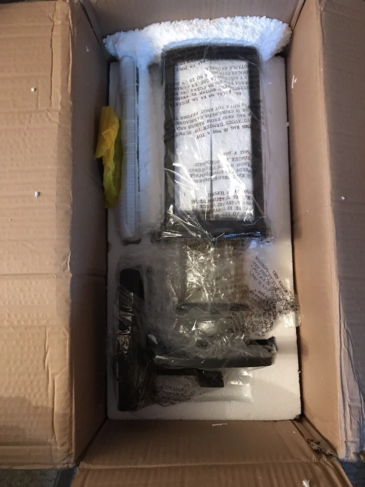 Maxim 55653CDWSBZ Bungalow LED 1-Light Wall Lantern, Bronze Finish - Image 3 of 4