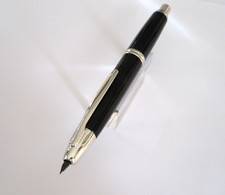 MYTHIQUE STYLO PLUME RETRACTABLE PILOT CAPLESS EN LAQUE NOIRE NEUF DE STOCK N244