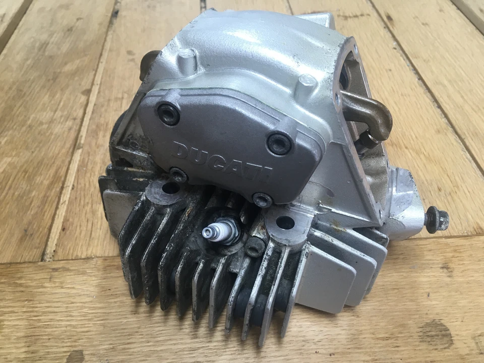 Ducati 750SS front horisontal cylinder head + valves + cams and openers/closers - Image 3 of 4