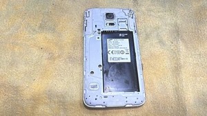 TG1090 Samsung Galaxy S5 Neo SM-G903F Handy Beschreibung lesen