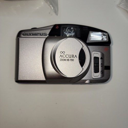 Kit de cámara Olympus Superzoom 105R cuarzo fecha 35 mm sin probar - Imagen 9 de 11
