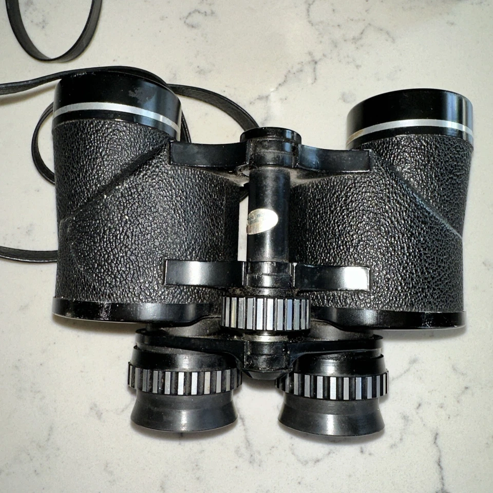 Vtg Empire Super Sport 7X35 Wide Field Binoculars Model 210 (in Minolta Case) - Image 4 of 4