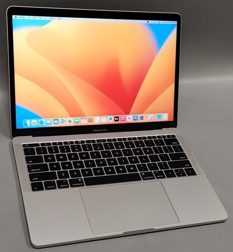 Apple MacBook Pro 13" Two Thunderbolt 2017 i5-7360U @ 2.30GHz 8GB 256GB SSD V
