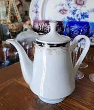 Michelle by Tienshan 6 7/8" Coffee Pot With Lid Gold Trim