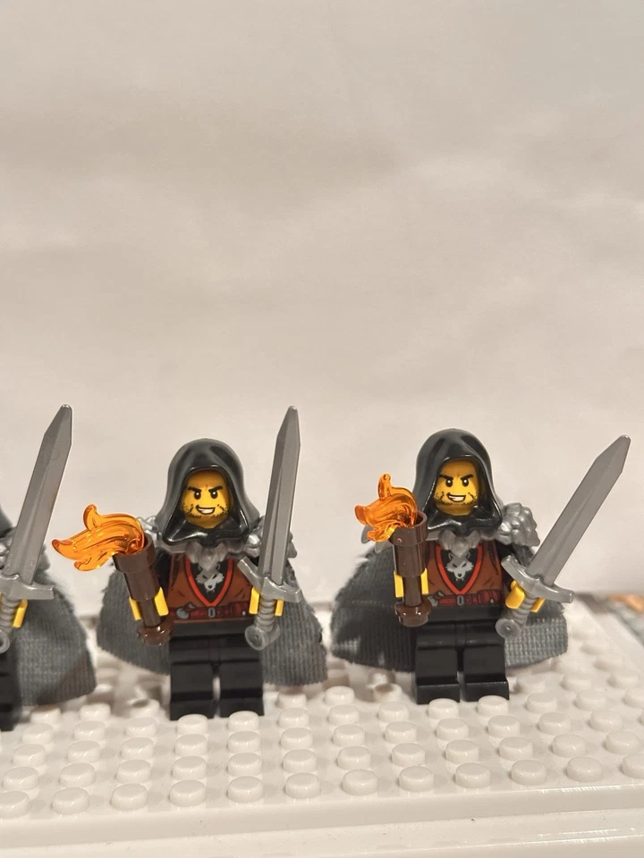 LEGO Castillo Lobo Pack Maestro Bestia x5 Minifiguras Caballero Medieval + CAPAS (LEER) Foto 4 de 4