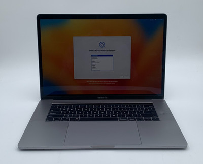 Apple MacBook Pro A1707 2017 15'' i7-7700HQ 3.1GHz 16GB DDR4 256GB SSD Gray C/Dnt