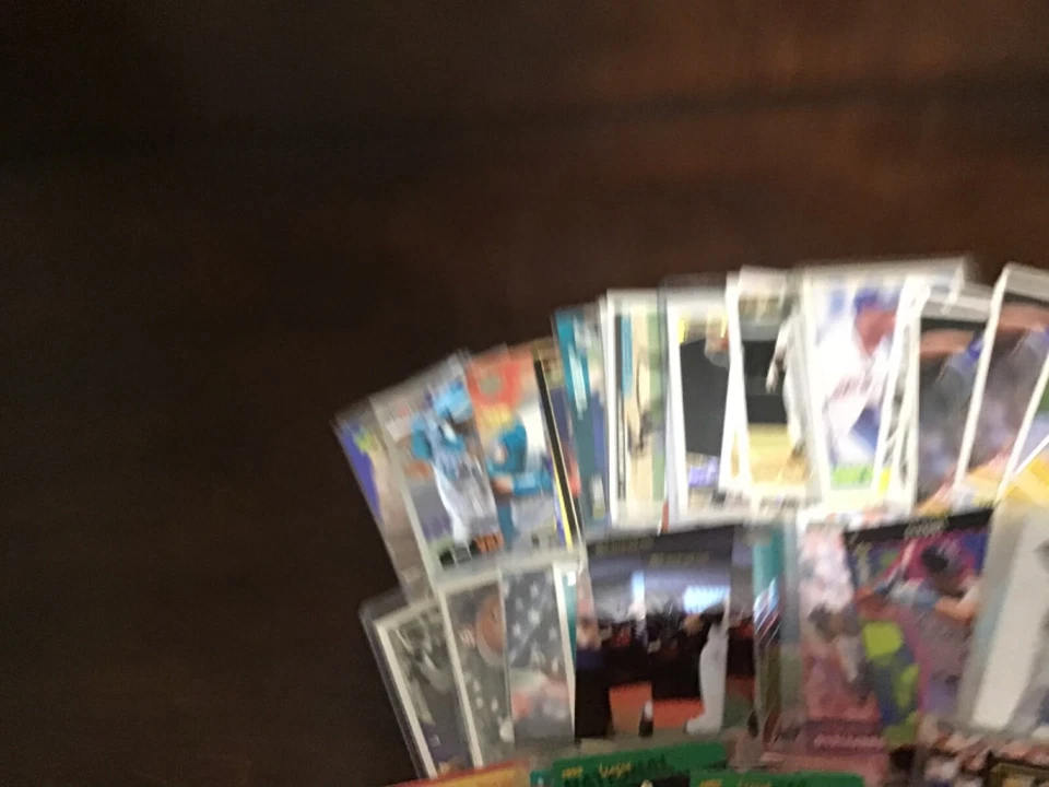 GARY SHEFFIELD Oddball Insert & Regular issue BREWERS PADRES Baseball YOU CHOOSE - Image 4 of 4