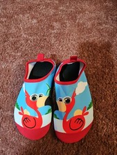 Kids Water Shoes Size Youth 1 NWT 32/33 EUR