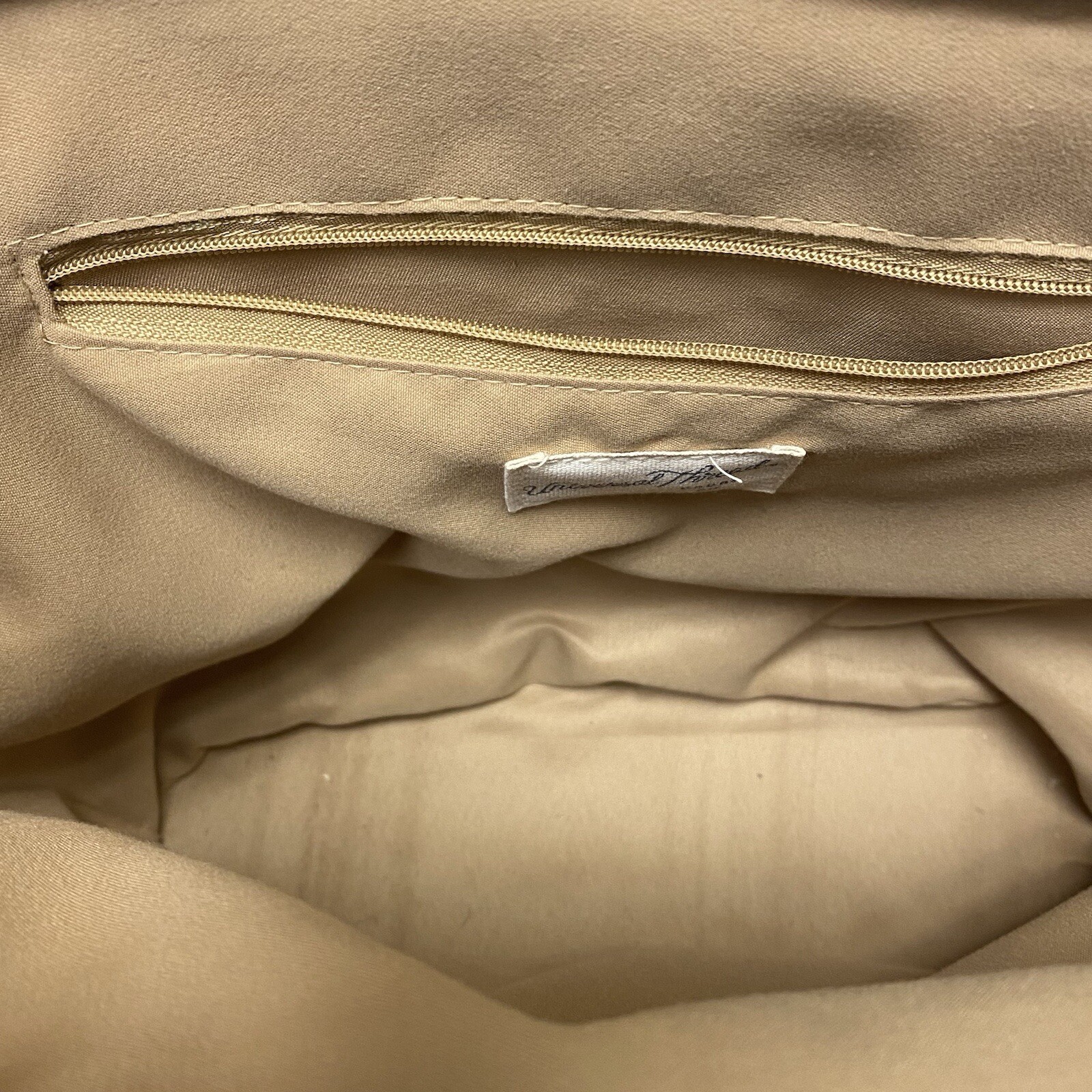 Universal Thread Straw Tan Mini  Handbag Faux lea… - image 12