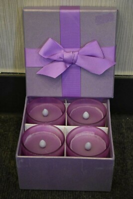 QVC flammenlose Echtwachskerzen Kerzen, flackerndes Licht in Geschenkbox Flieder