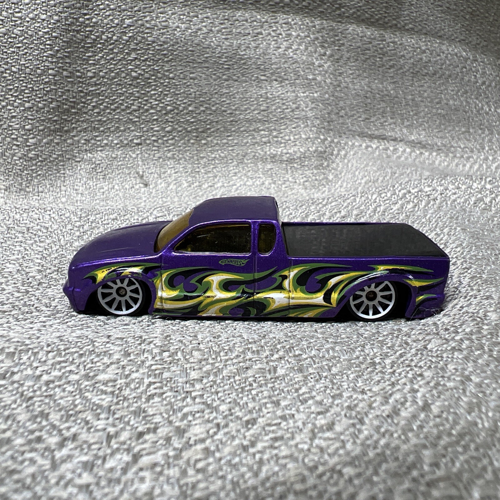 Picture 1 of 5