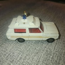 CORGI TOYS  VIGILANT  Range Rover Ambulance - WHIZZ WHEELS - England