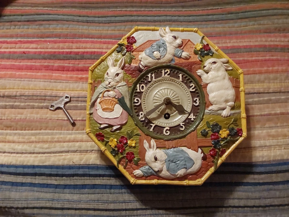 Collectible Wall Clocks Lux 1920-1949 Time Period Manufactured for