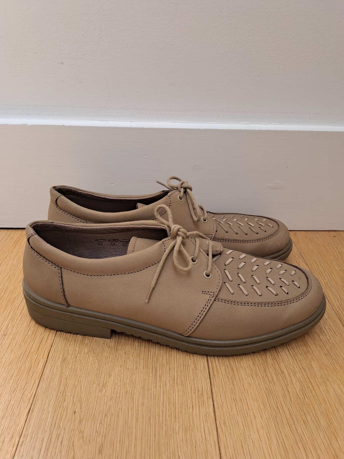 SAOLA Scarpe comode uomo Rohde pelle beige UK 8 5 stringate indossate solo poche volte