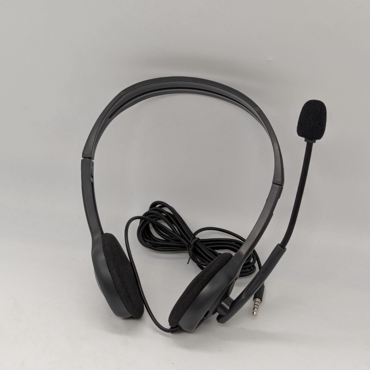 Logitech H111 wired stereo headset on-ear wired 3.5mm jack with boom mic for PC