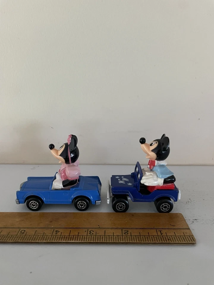 2 Matchbox Disney Series Lesney Mickey's Mail Jeep & Minnie Miniature Car EUC - Image 3 of 4