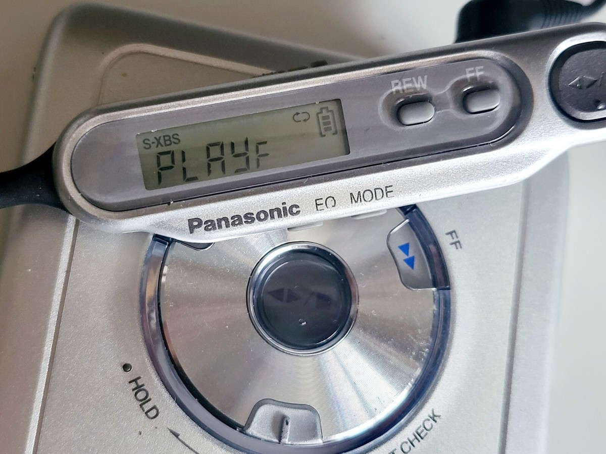 Super rare Panasonic RQ-SX76 Walkman Cassette Player LCD