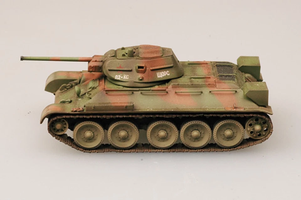 Easy Model 1/72 T-34/76 Model 1942 South Russia Tank Plastic Model #36266 - Image 3 of 4